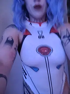 Chat XXX en directo de divine_eve