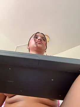 XXX chat uživo modela ViankaRose