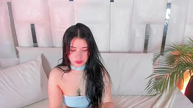 imnikaa_ Adlı Modelin Canlı XXX Sohbeti