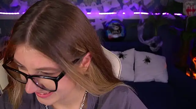 Chat +18 de Lissaa_Moon ao vivo