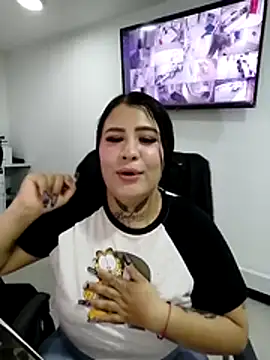 Chat +18 de Vallenn_1 ao vivo