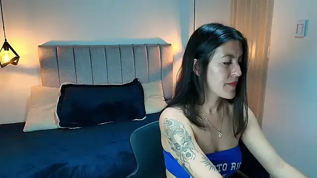 แชท XXX สดของ LiaCooper_