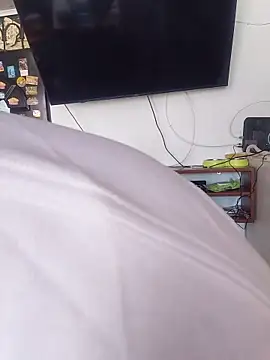 XXX chat uživo modela EmmaJhomson
