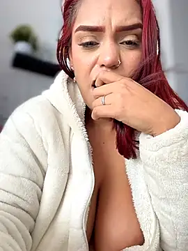 Sara-77 Live XXX-chat