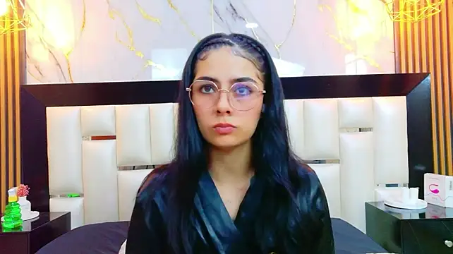 NicoleEsposito 现场XXX聊天
