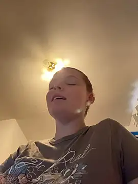 European-Treasure live XXX chat
