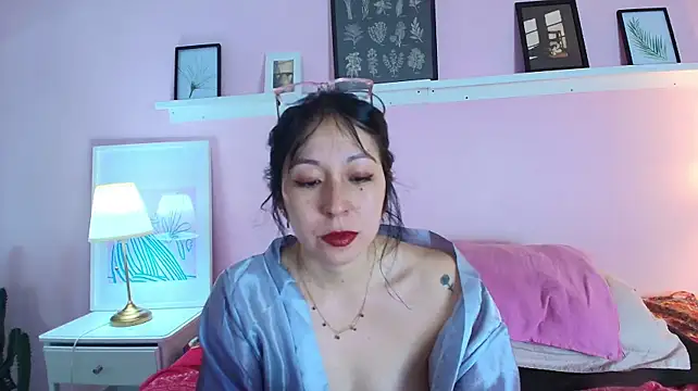 Abigailladyy Adlı Modelin Canlı XXX Sohbeti