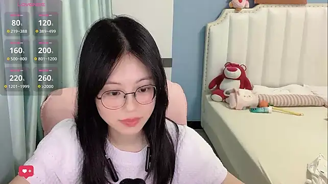 XXX chat uživo modela Luna-666