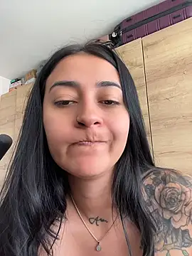 XXX chat uživo modela only_danny