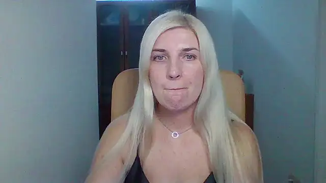 Chat +18 de Alice_Veil ao vivo