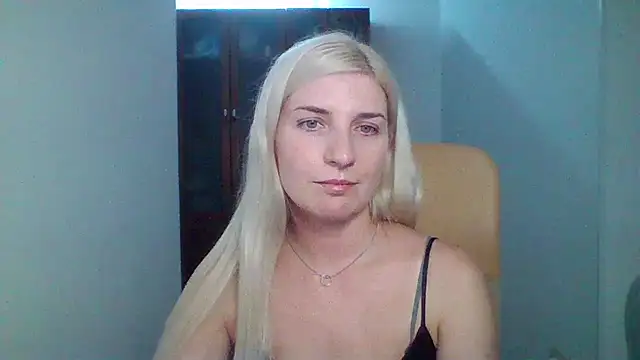 Alice_Veil Chat XXX live