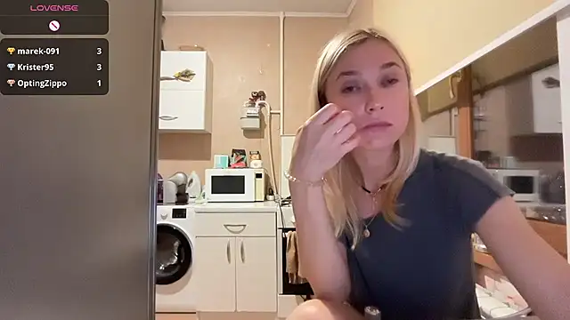 AngelJeni 现场XXX聊天
