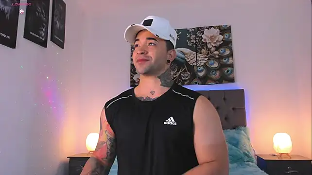 Mathew_Colee Live XXX-Chat