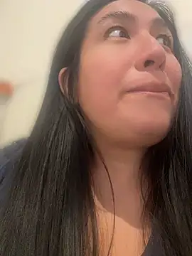 BiancaRo28 লাইভ XXX চ্যাট