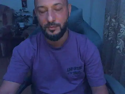 Онлайн чат XXX wildcrazy27