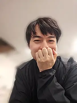 whitebriefboy 即時 XXX 聊天