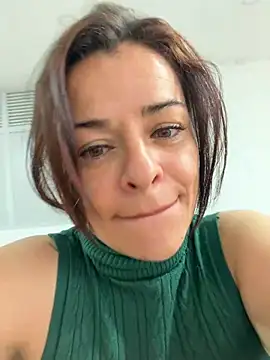 Dr_Nathalia_28 网络视讯表演