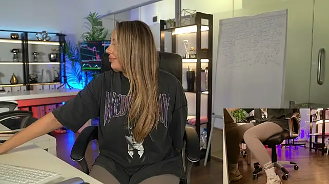 BabesGoWildn Live XXX chat