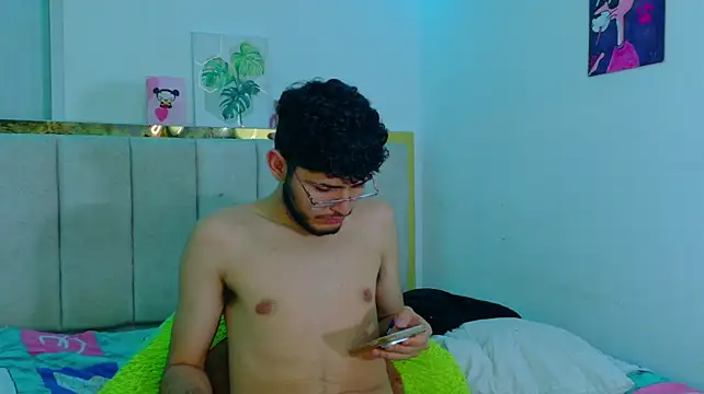 Chat +18 de Zaylune ao vivo