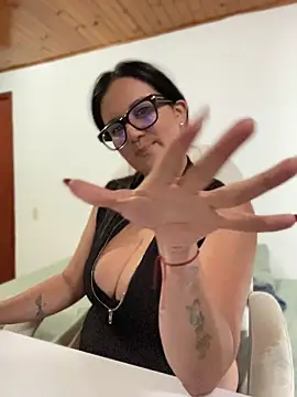 SWEETLILY18 Live XXX Chat