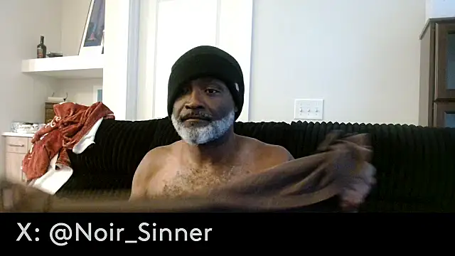 צ'אט XXX בשידור חי של sinnernoir