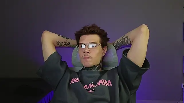DENIS_HERE XXX чат на живо