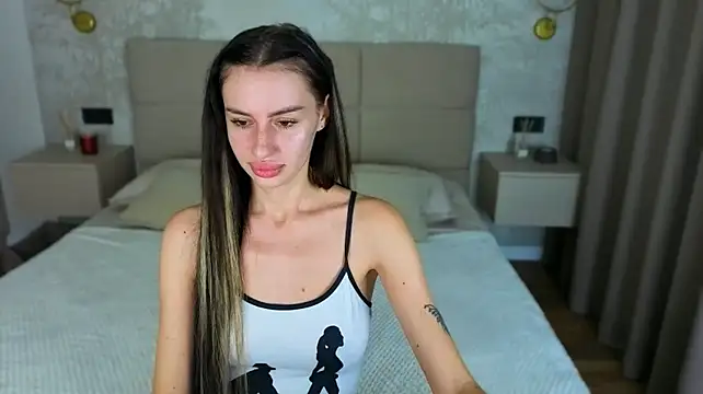 Snow_WhiteeeX Adlı Modelin Canlı XXX Sohbeti