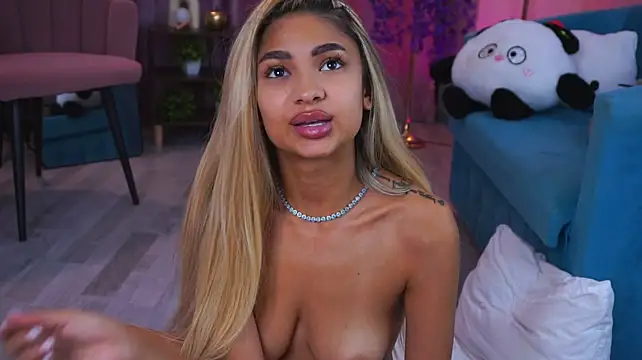 AshaYuva's Live XXX Chat