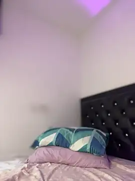 Jade20_'s Live XXX Chat