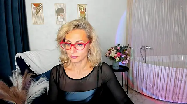 XXX chat uživo modela MuseOfStage