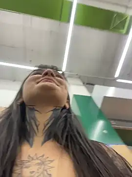 Aneruivinhaa's Live XXX Chat