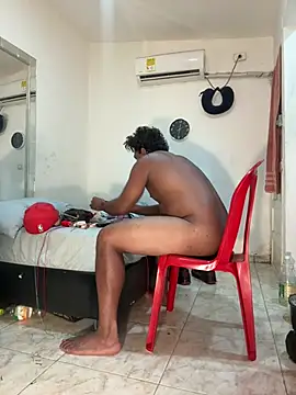 bigdick211292 Adlı Modelin Canlı XXX Sohbeti