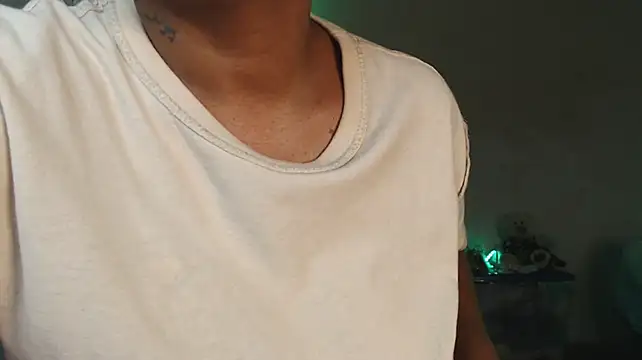 cherry_cleou's Live XXX Chat