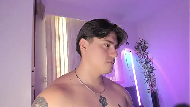 Giordano_Russo Chat XXX in diretta