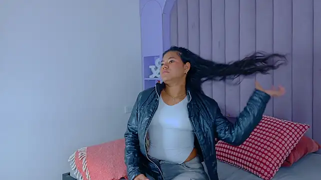 AhslyEvans__'s Live XXX Chat