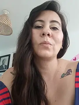 sophie_tyler1 Chat XXX live
