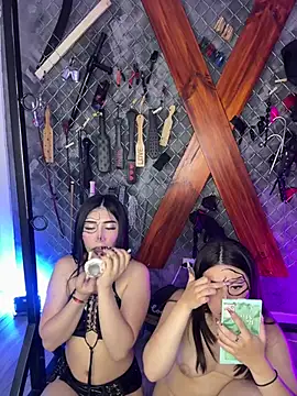 Mistress_lexi_bdsm Show Webcam