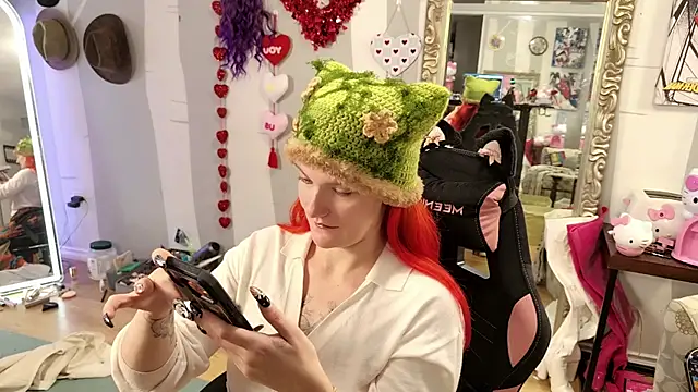 youngmilfBlossom's Live XXX Chat