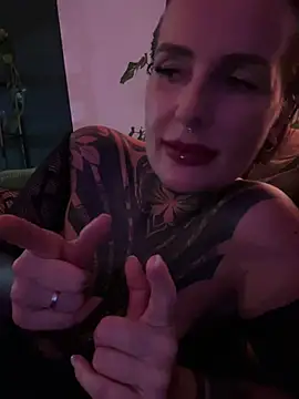 Chat +18 de KathaleaNoir ao vivo