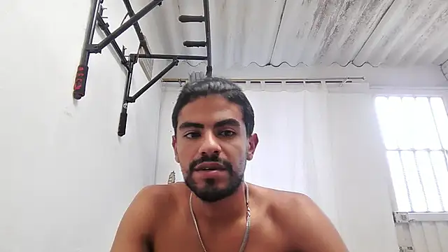 XXX chat uživo modela JBond007BBC