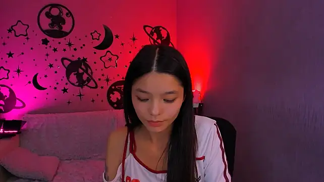 XXX chat uživo modela itscharlliee