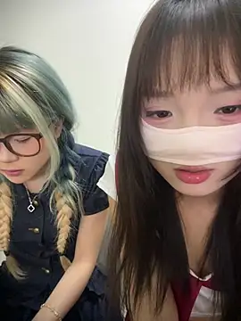 Rocket-Girl – Naživo XXX chat