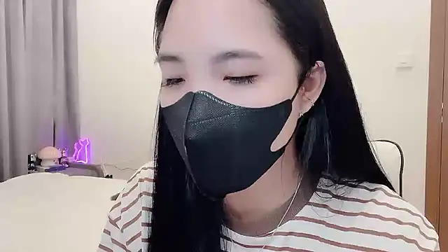 Pun8386 即時 XXX 聊天