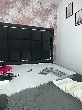 Hellfire_Raven live XXX chat