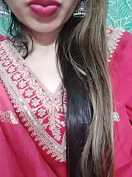 Noor_Darliing Adlı Modelin Canlı XXX Sohbeti