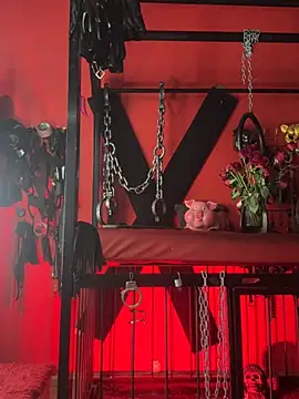 แชท XXX สดของ MistressAndre