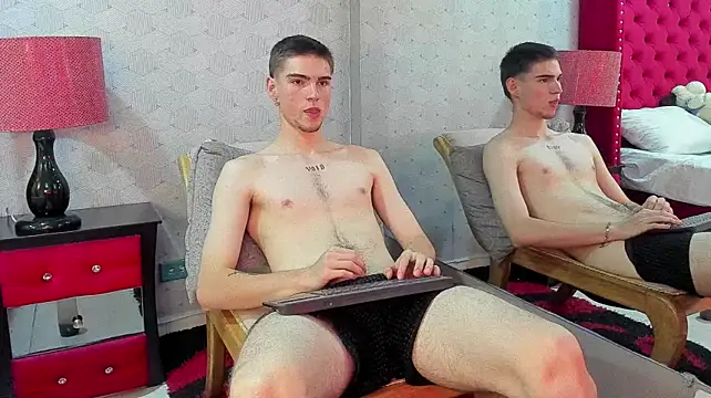 Chat XXX ao vivo de NickWild