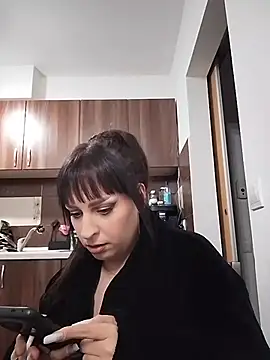 Онлайн чат XXX EmmaKrosss