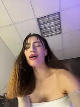 Онлайн чат XXX IAmNobodyXXX