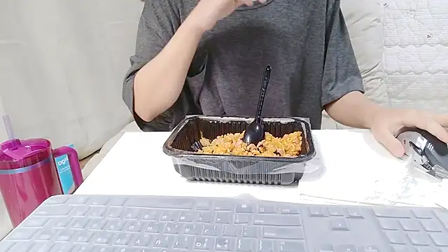 soonilove_ Chat XXX live